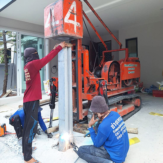 ตอกเสาเข็มไมโครไพล์โดยทีมช่างมืออาชีพ
